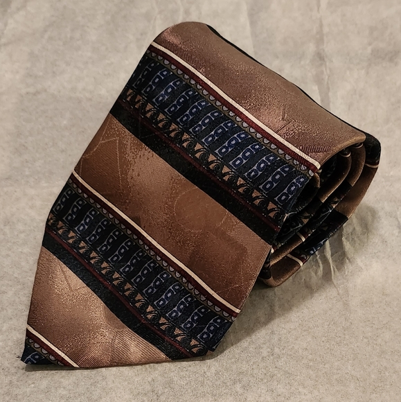 David Taylor Men's Neck Tie Made in USA Brown /Blue /Red - Picture 5 of 6